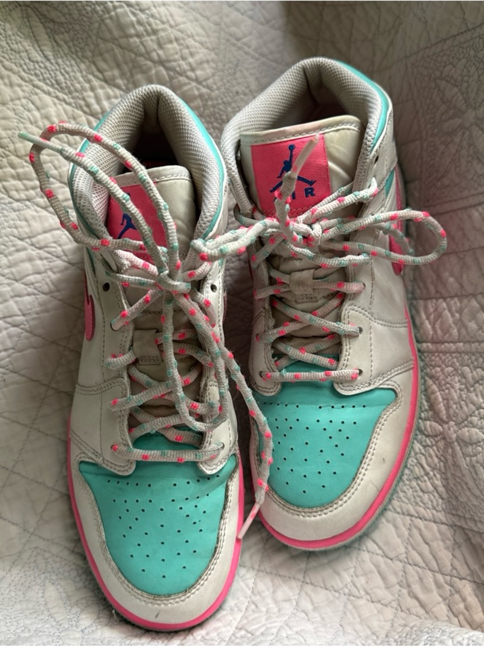 Jordan Girl’s High-Top Sneakers in Teal & Pink